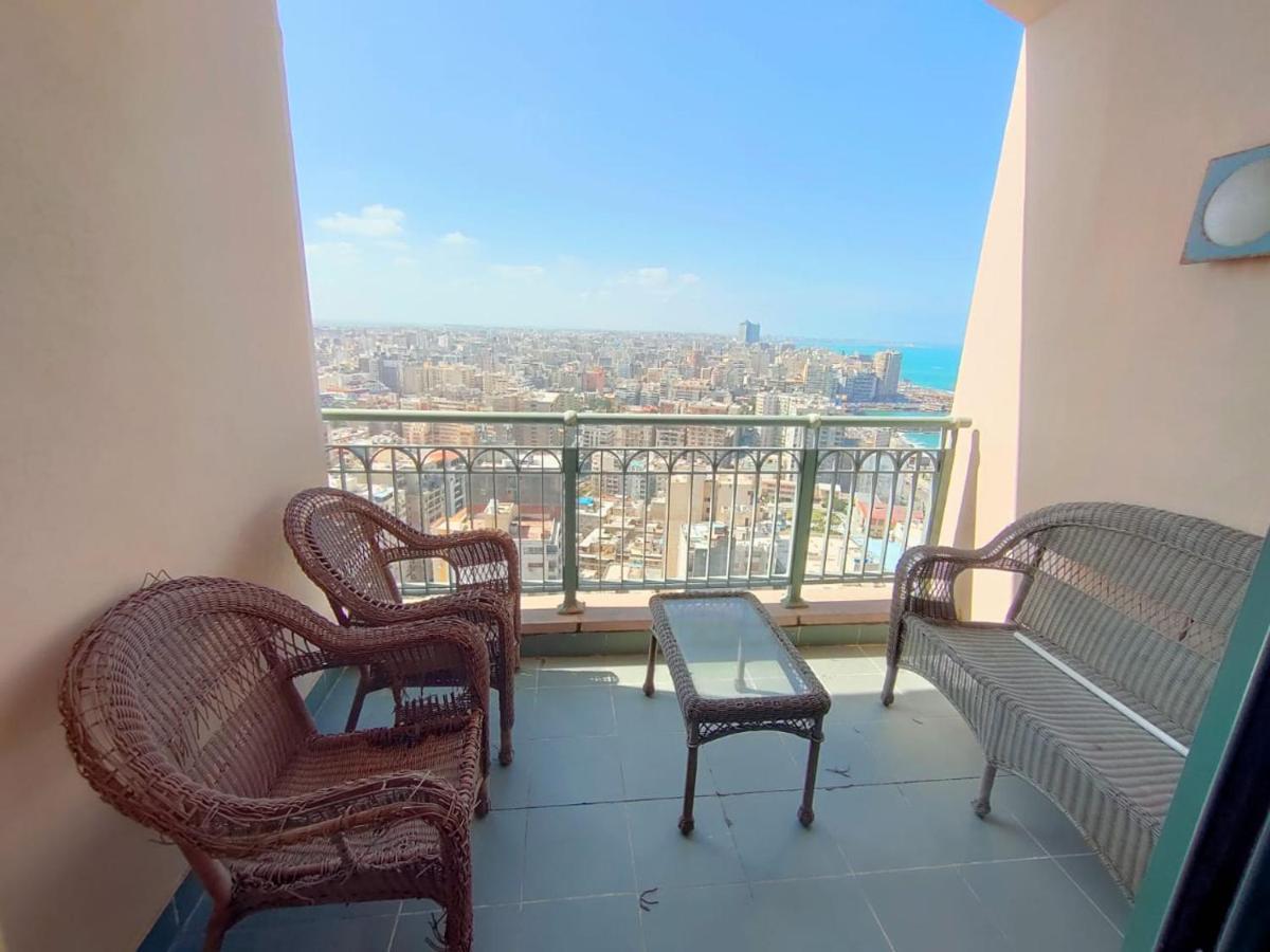 Apartment San Stefano Grand Plaza